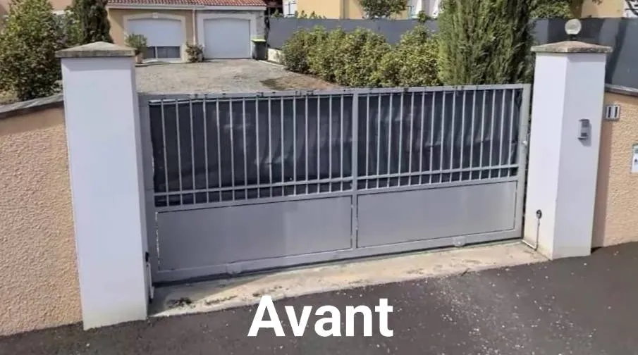 Portail coulissant