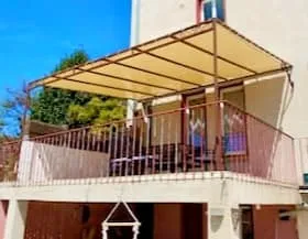 Réalisation d'une pergola en fer forgée
